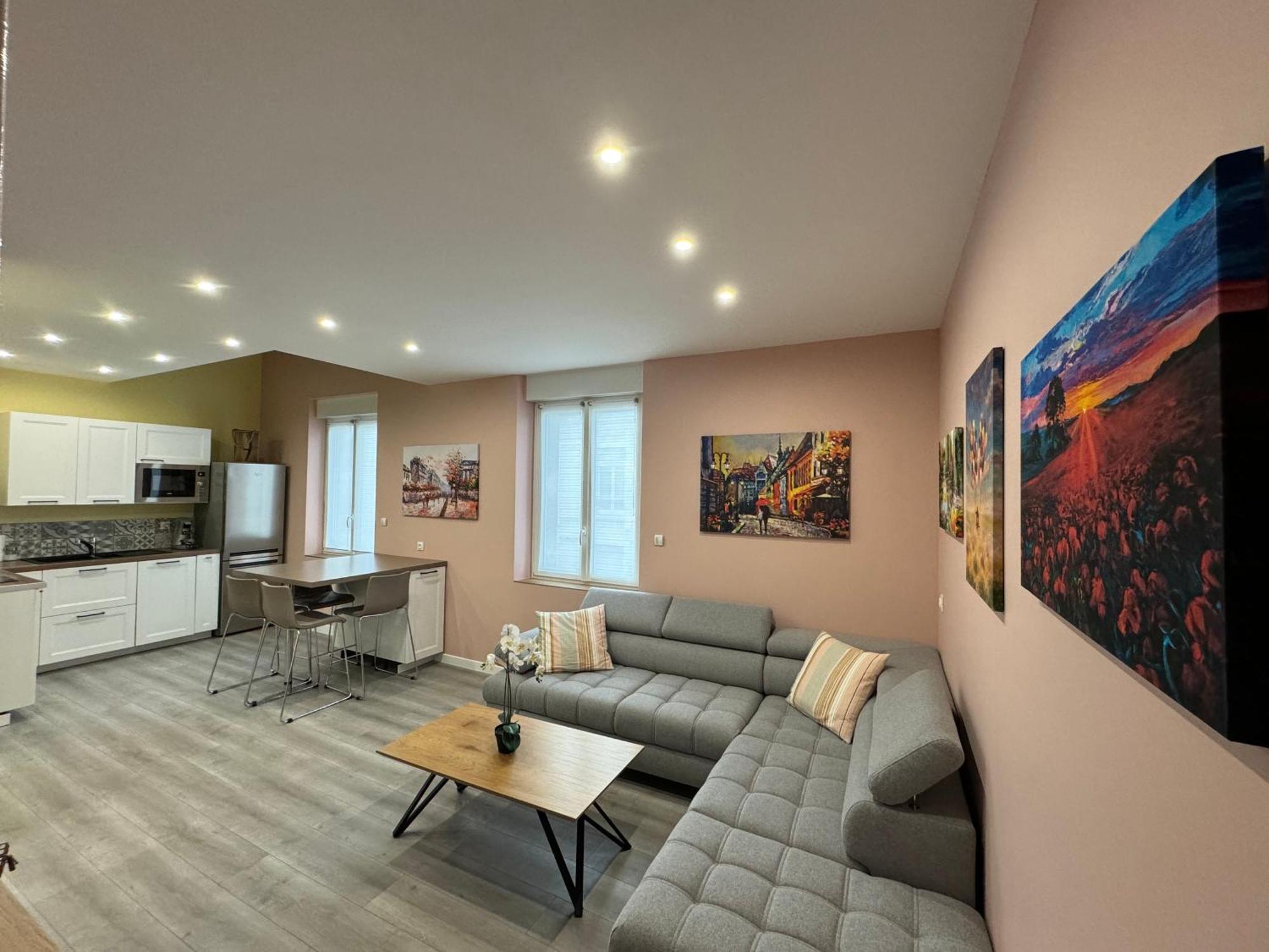 Duplex 70M2 - Parking Prive - Reims Arena - Lycee Roosevelt 아파트 외부 사진